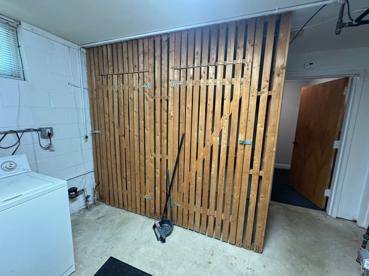 657 Childs Ave - Photo 2 of 18