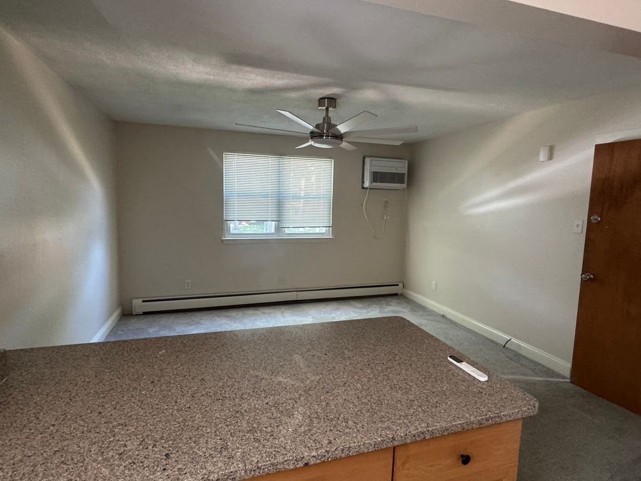 657 Childs Ave - Photo 6 of 18