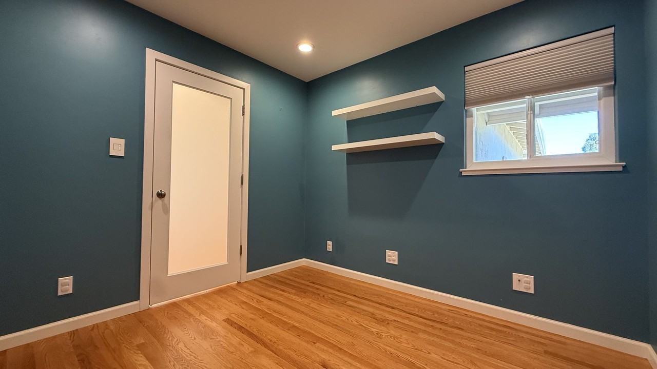 1658 Nord Ln - Photo 5 of 30