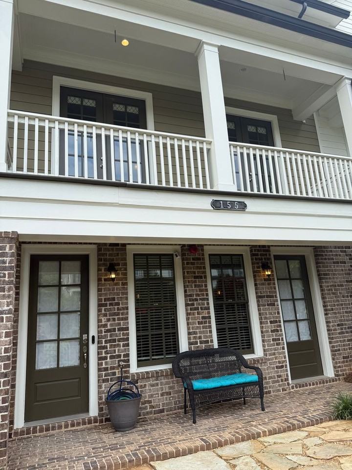 155 Inwood Walk - Photo 2 of 33