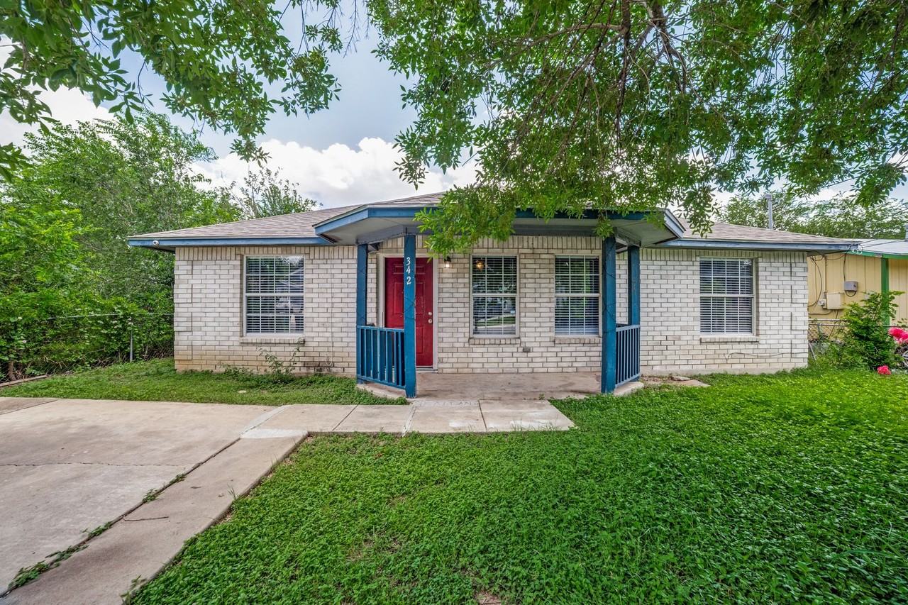 342 Consuelo - Photo 2 of 25