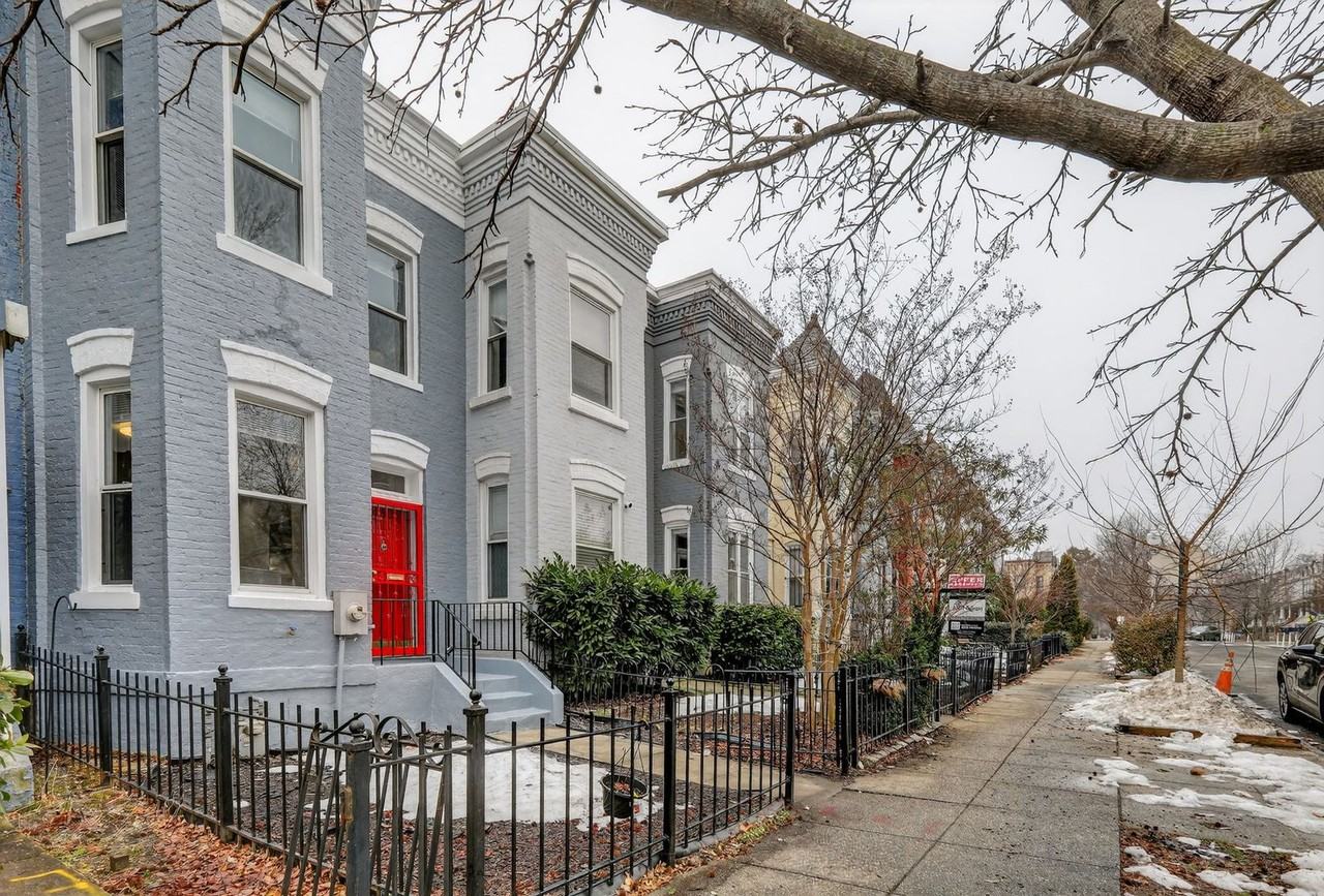 1221 I St Ne - Photo 3 of 32