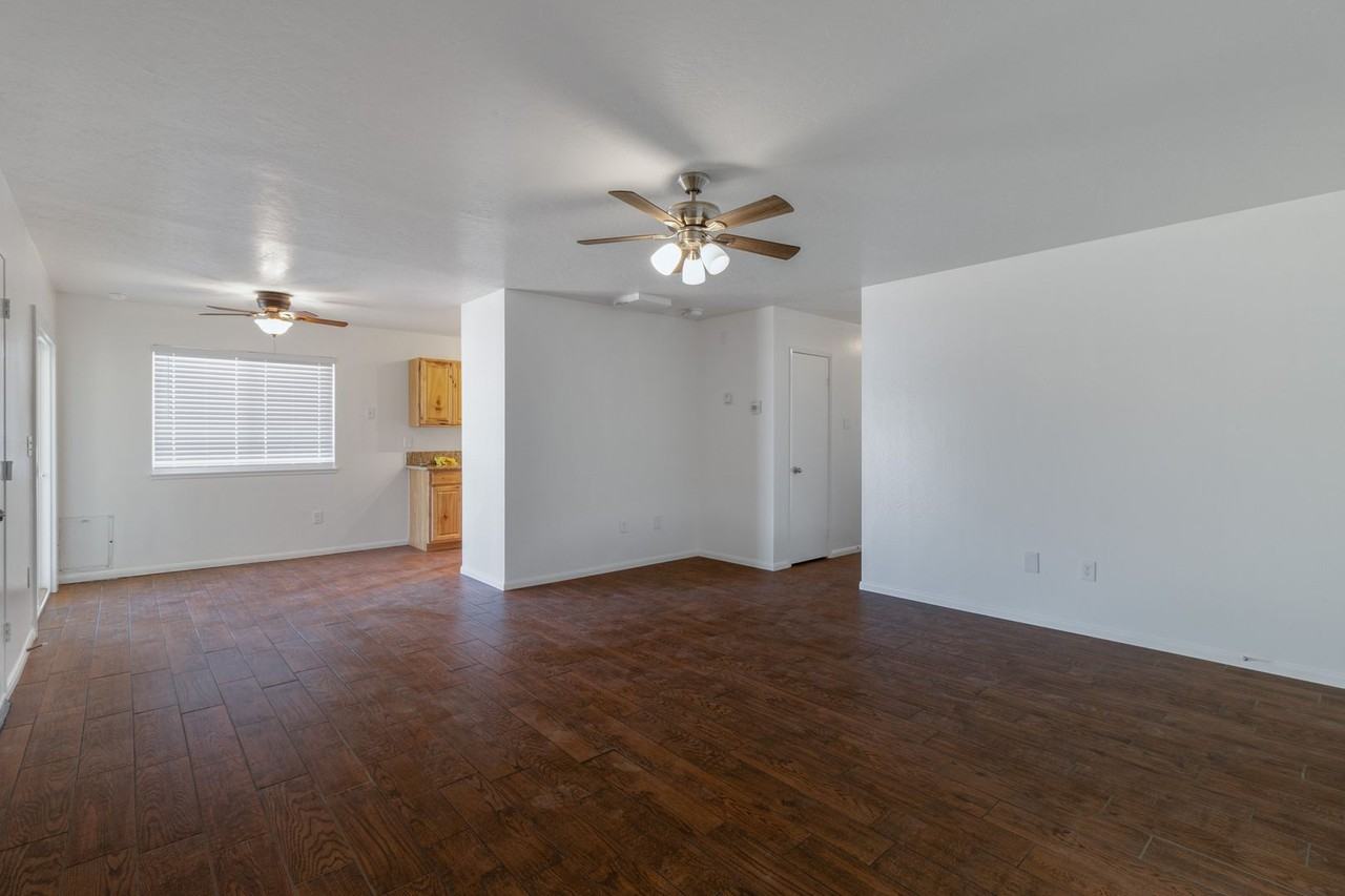 10739 Caribou Ave - Photo 3 of 10