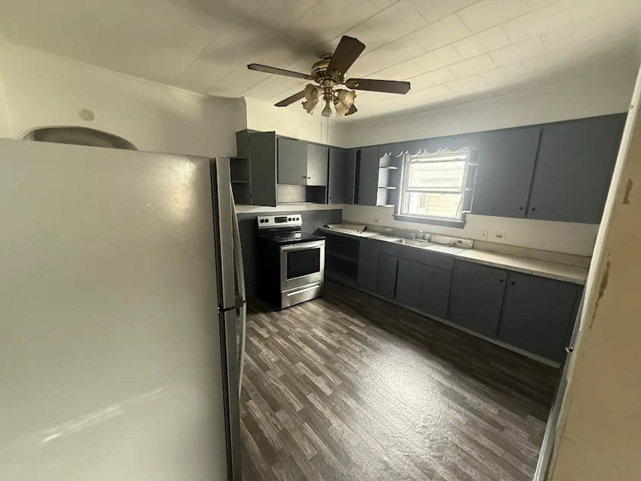 790 W Main St - Photo 6 of 30