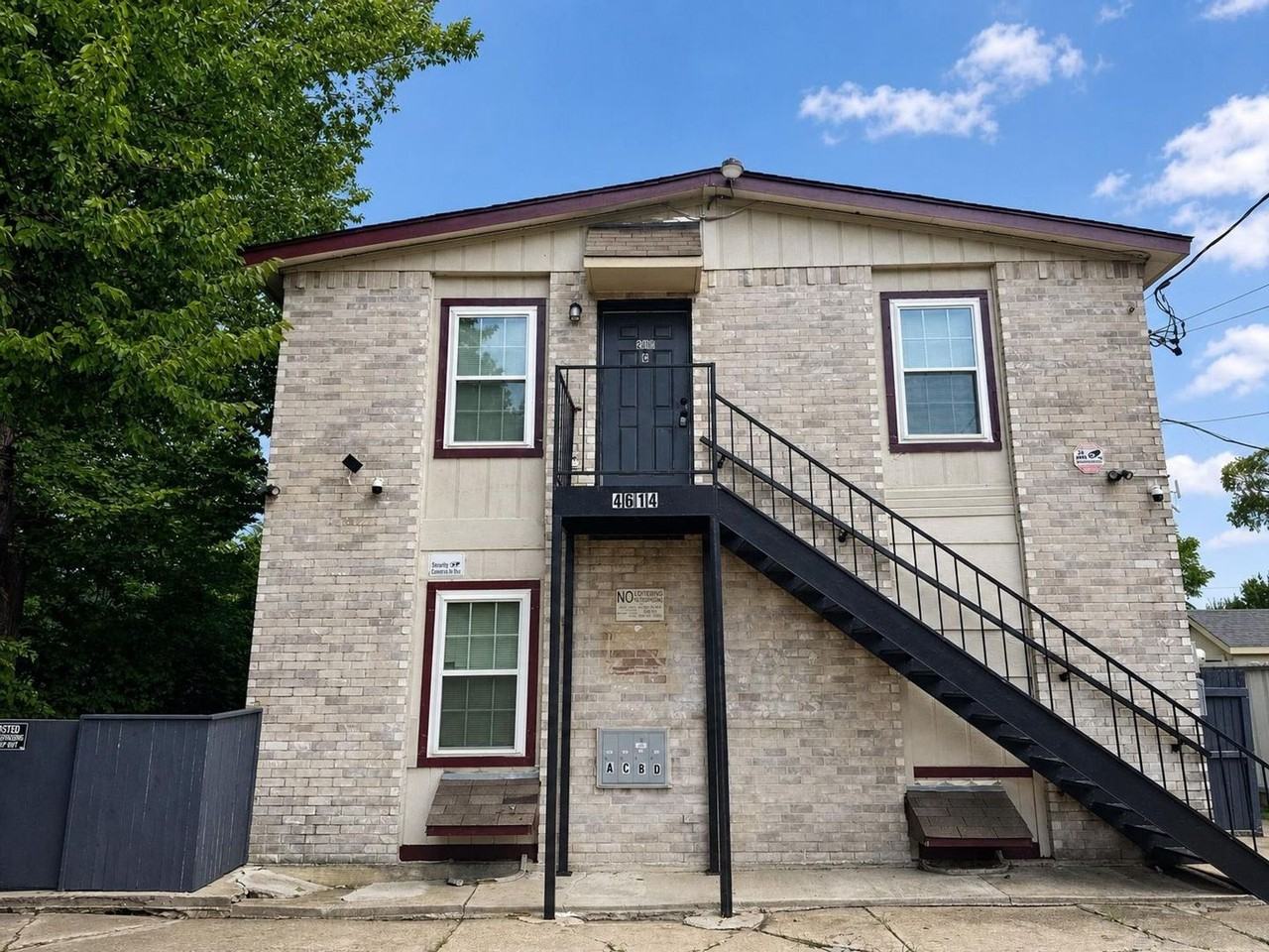 4614 Gurley Ave - Photo 2 of 50