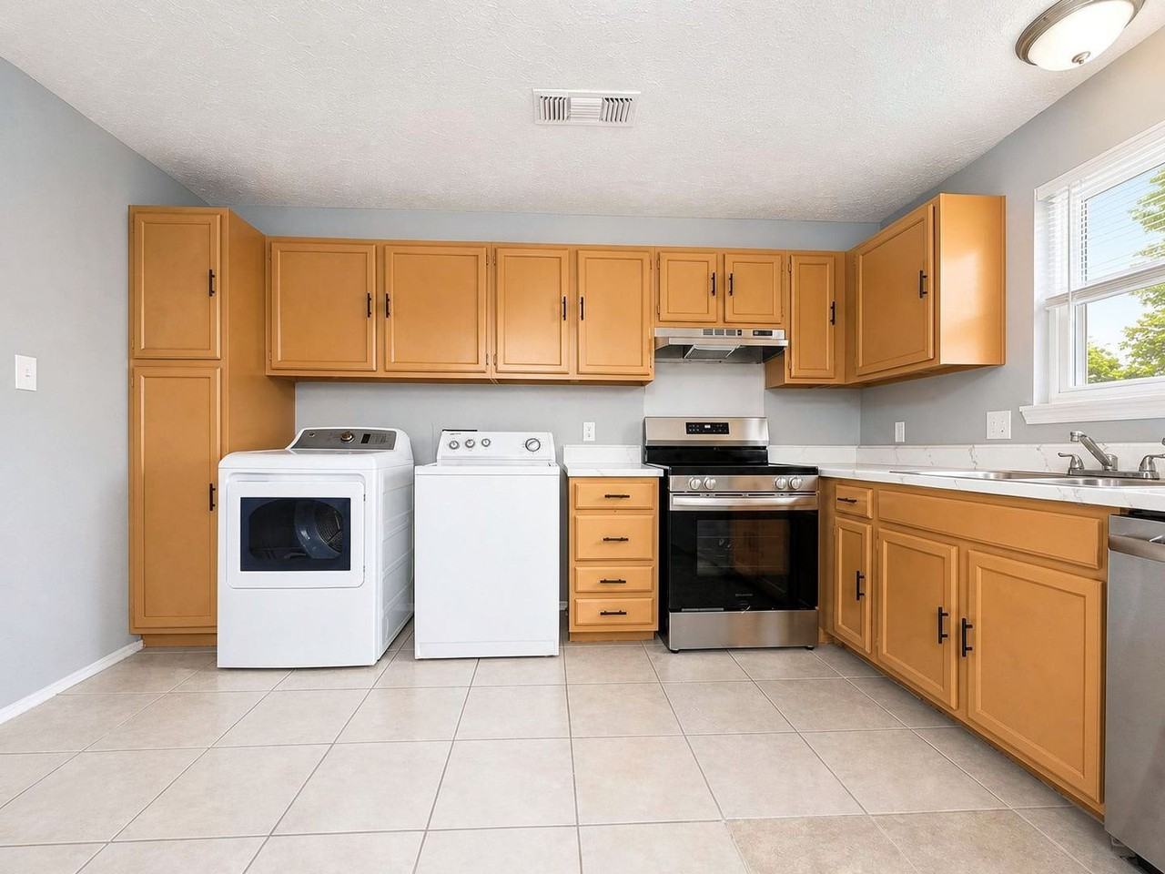 4614 Gurley Ave - Photo 4 of 50
