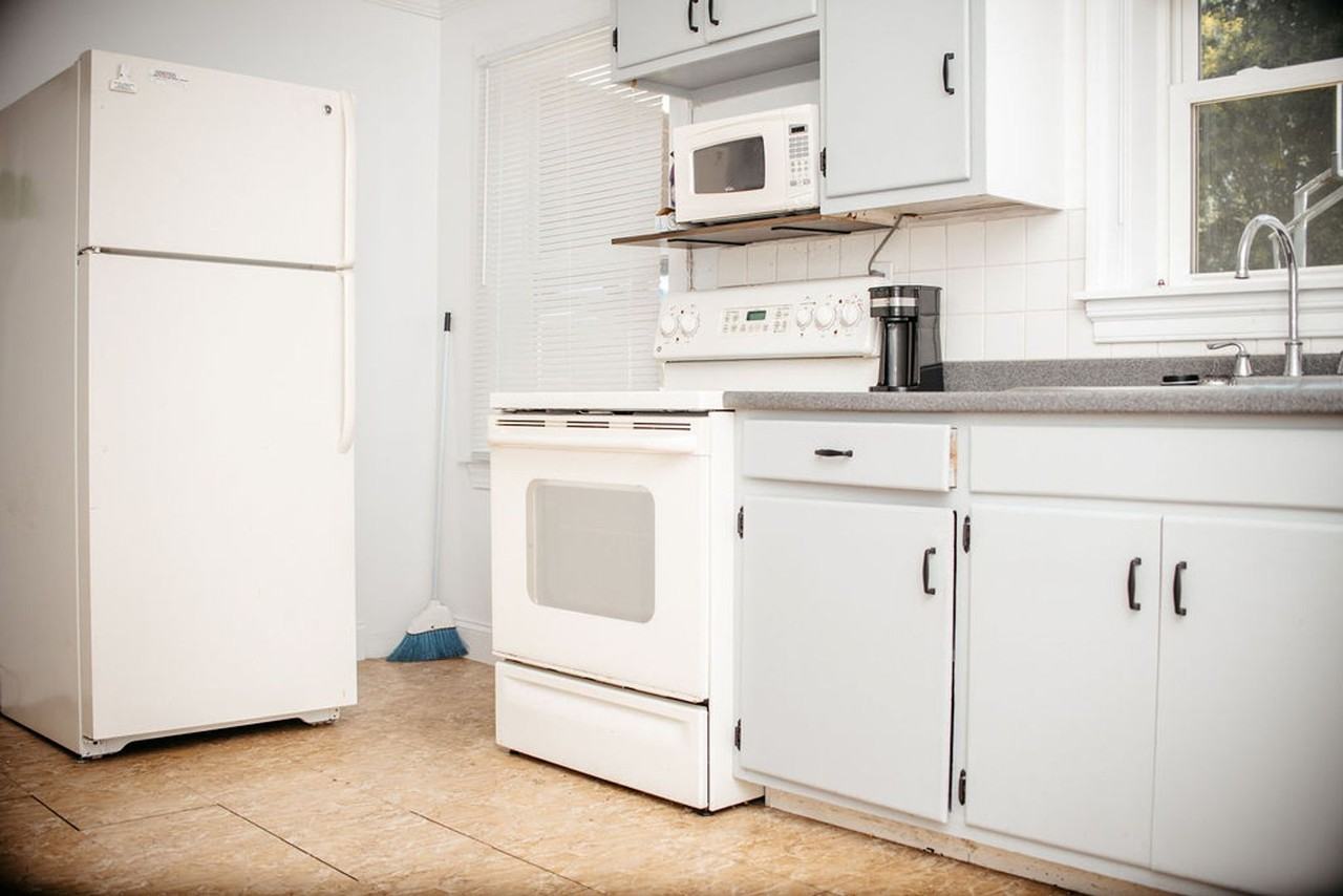436 N Prince St - Photo 7 of 25