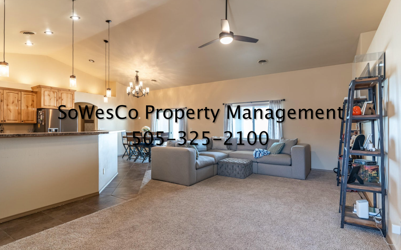 601 Sophia St - Photo 2 of 14