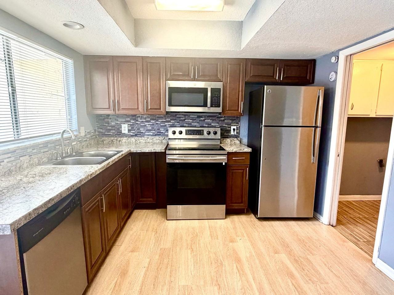 2203 Silver Pines Pl #601 - Photo 4 of 14