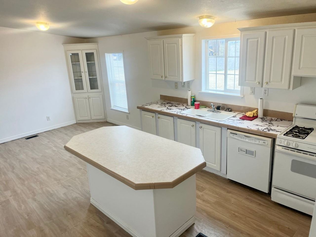 6708 W 13400 S - Photo 6 of 11