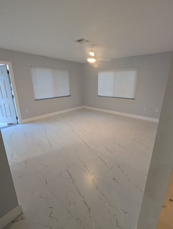 608 20th Ave W - Photo 6 of 17