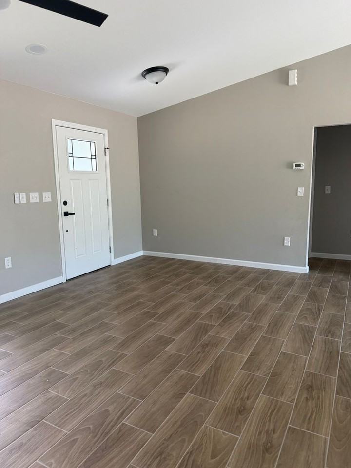 277 Oak Lane Cir - Photo 4 of 16