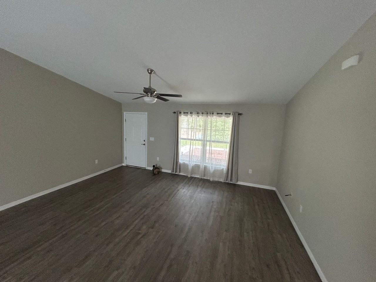 5092 Sw 197th Ter - Photo 3 of 31