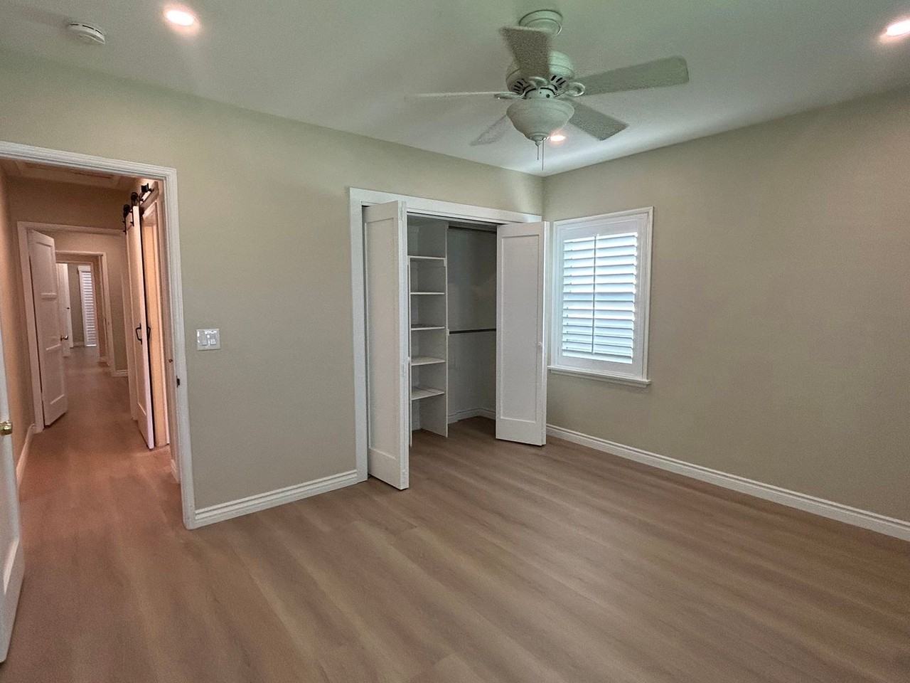 827 Hugo Reid Dr - Photo 7 of 17