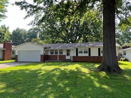 featured image of 2430 S Kickapoo Ave