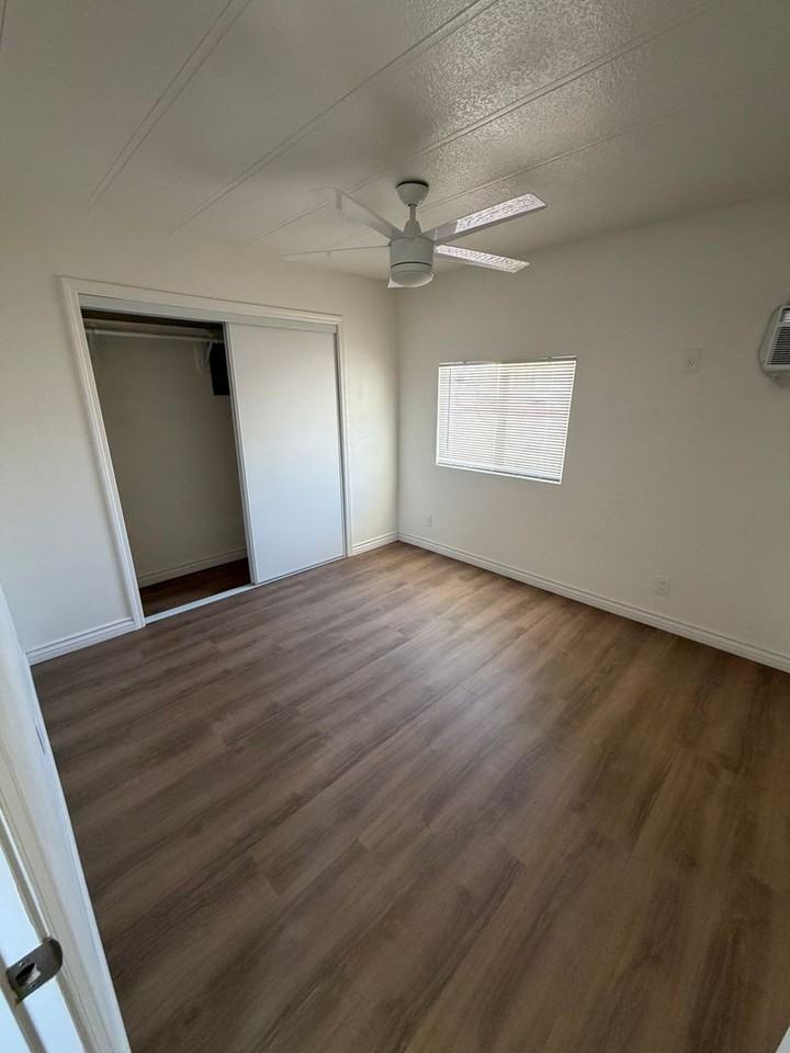 24955 Redlands Blvd - Photo 6 of 11