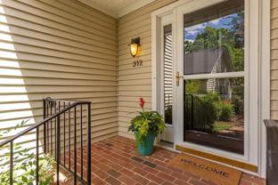 312 Baneberry Close - Photo 1 of 1