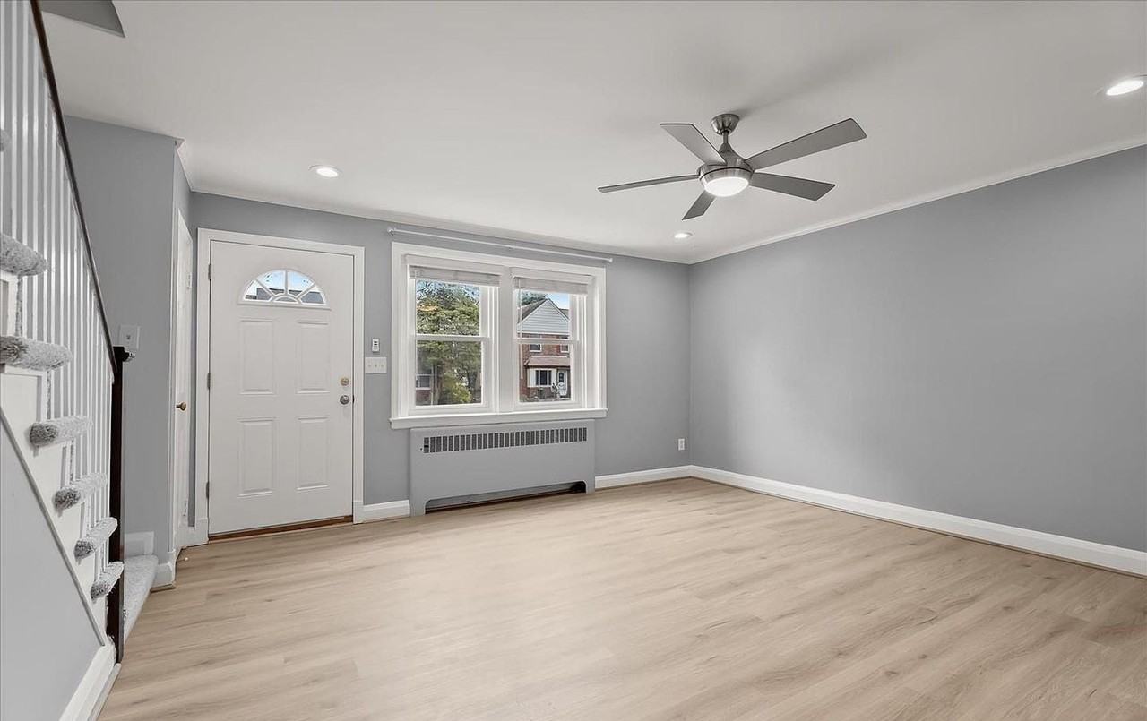 8 Enjay Ave - Photo 7 of 50