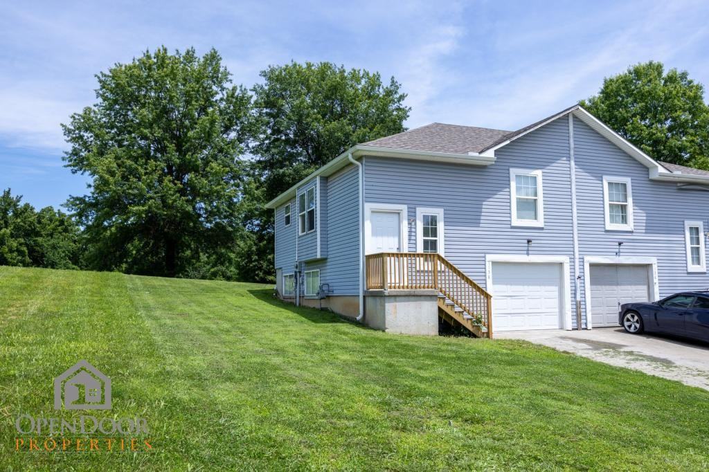 7138 Splitlog Cir - Photo 2 of 14