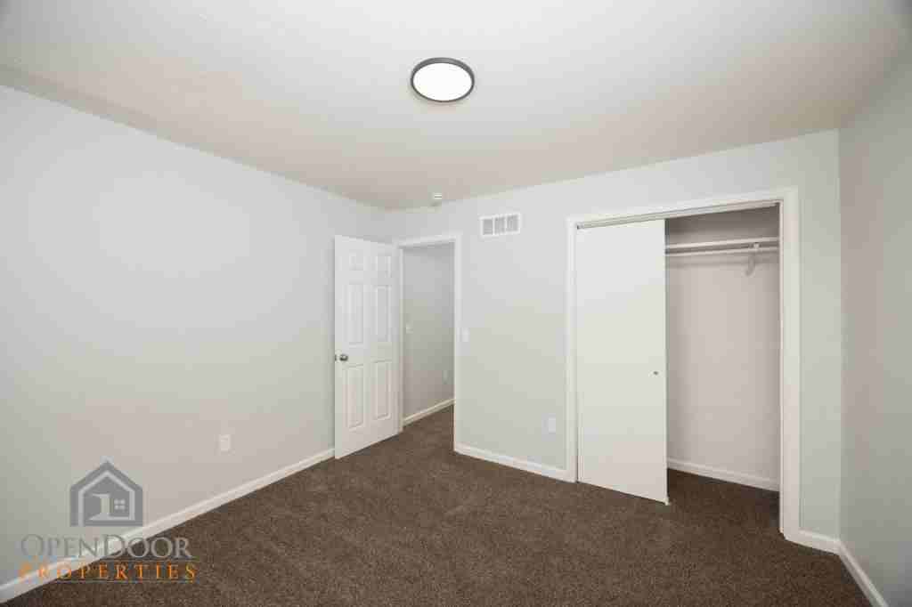 7138 Splitlog Cir - Photo 5 of 14