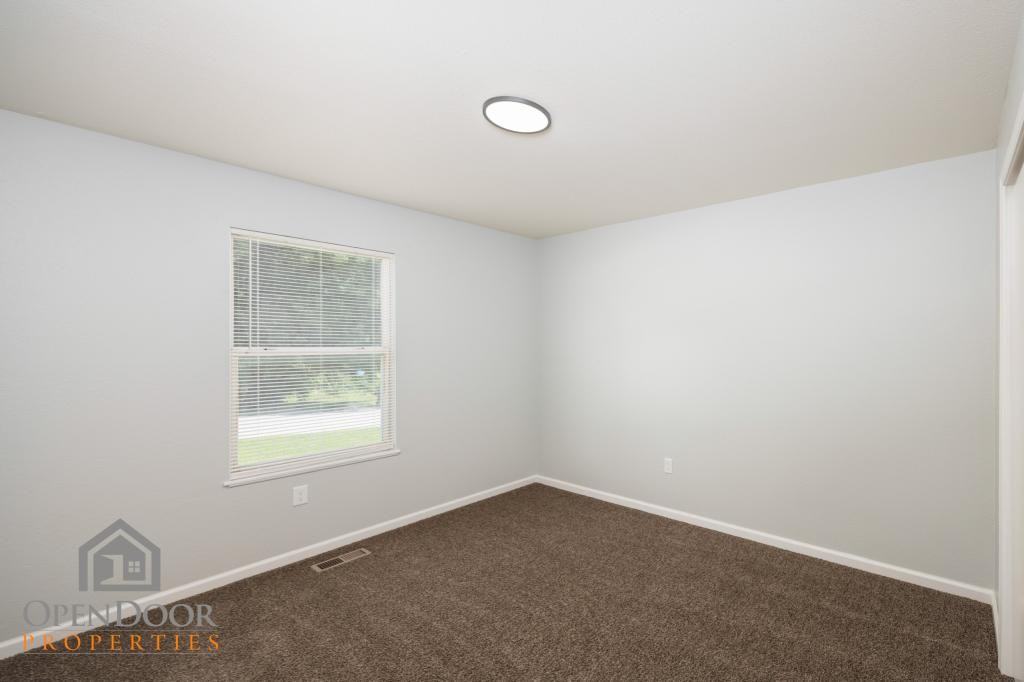 7138 Splitlog Cir - Photo 7 of 14