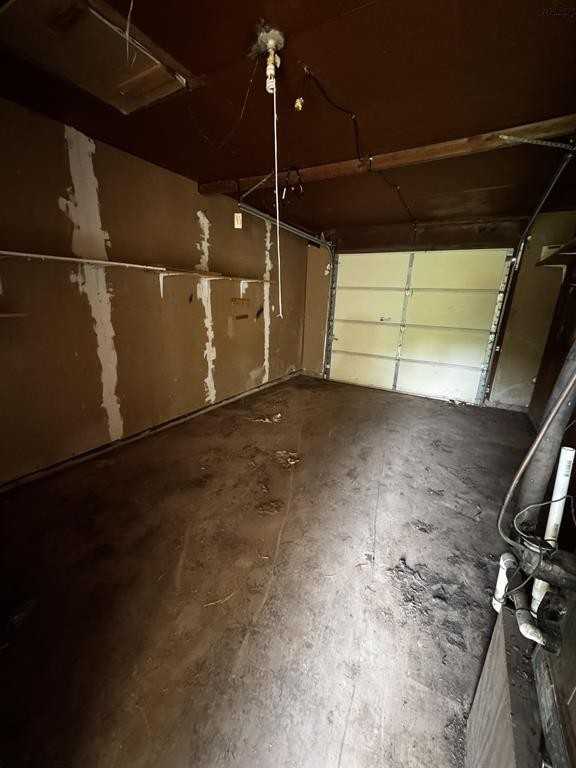1504 Red Fox Rd - Photo 3 of 17