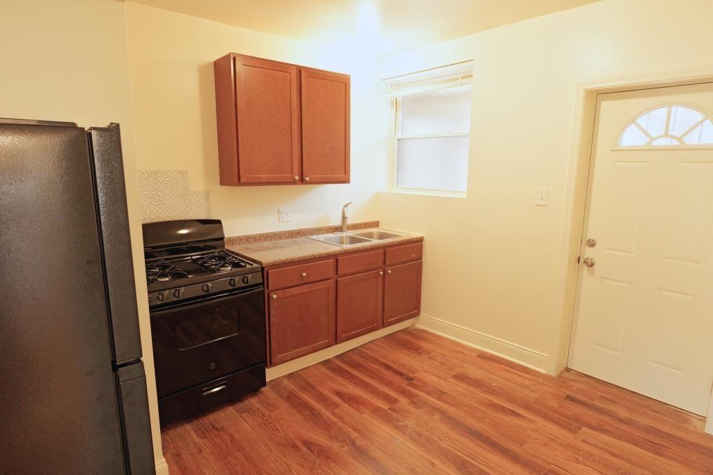8101 S Loomis Blvd ##1 - Photo 4 of 7