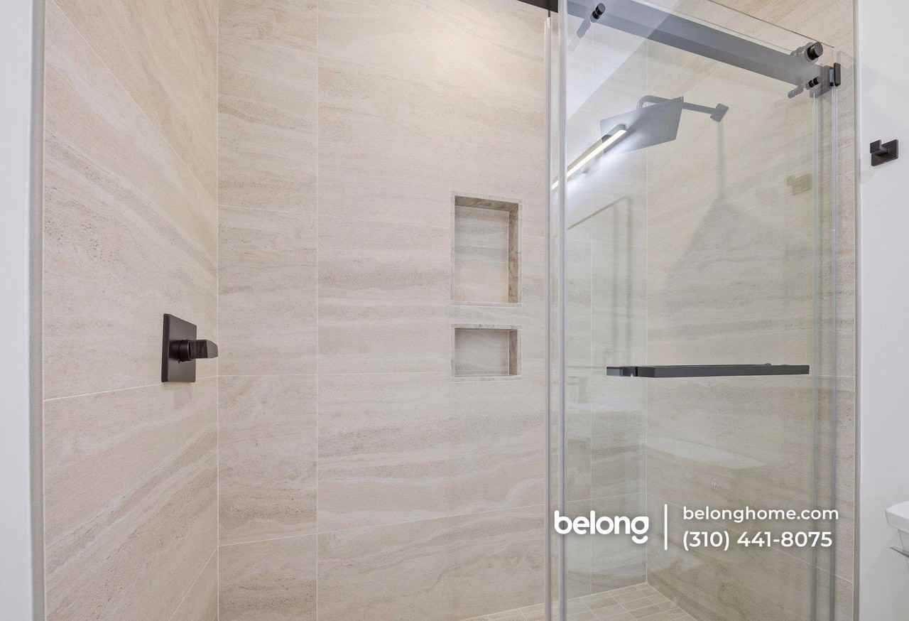 7949 Atoll Ave - Photo 7 of 24