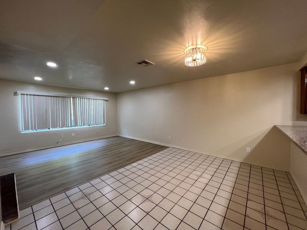 3652 Agate Way - Photo 4 of 14