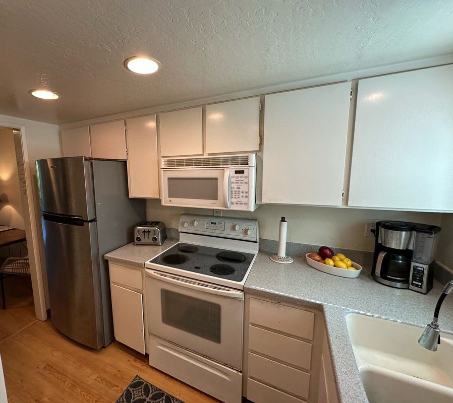 101 Redding Rd ##B4 - Photo 6 of 18