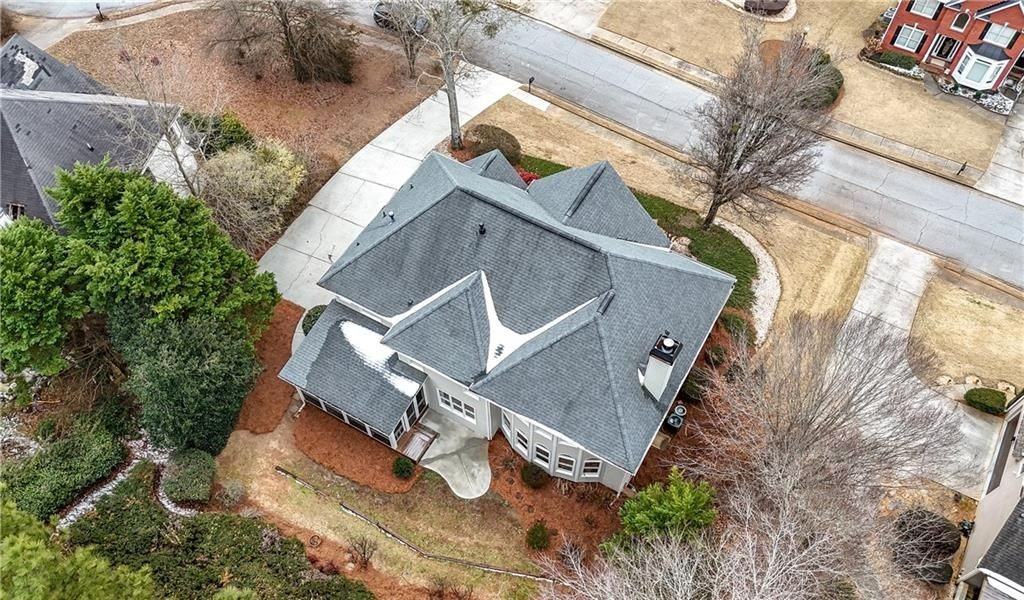 2570 Wood Creek Ct - Photo 4 of 50