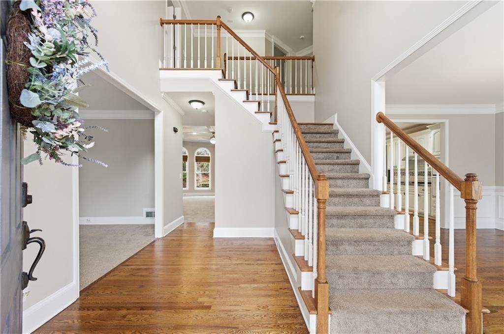 2570 Wood Creek Ct - Photo 7 of 50