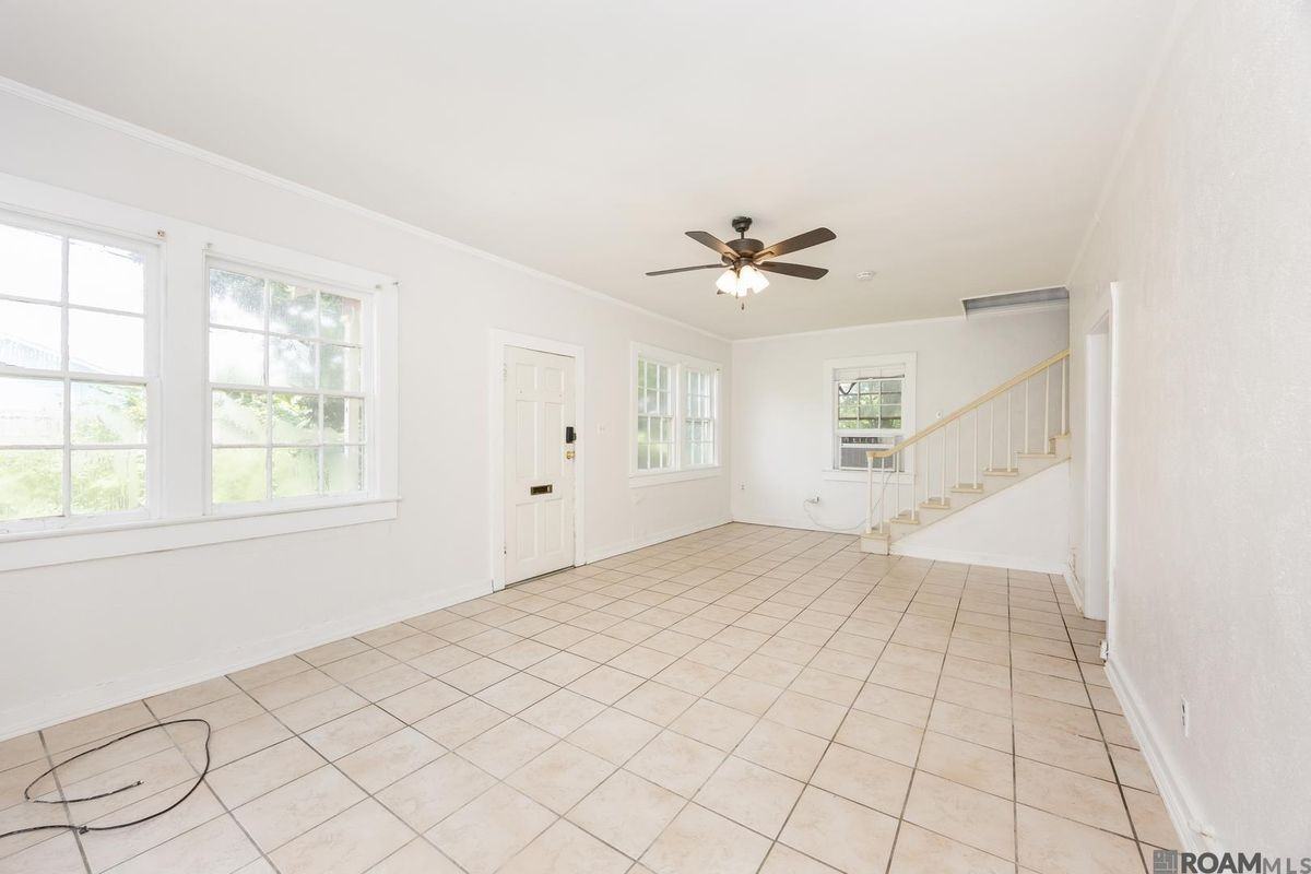 759A Spanish Town Rd - Photo 2 of 18