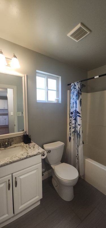 1608 E Banyan Ct ##B - Photo 4 of 7