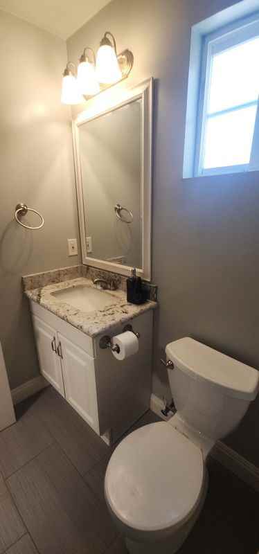 1608 E Banyan Ct ##B - Photo 5 of 7