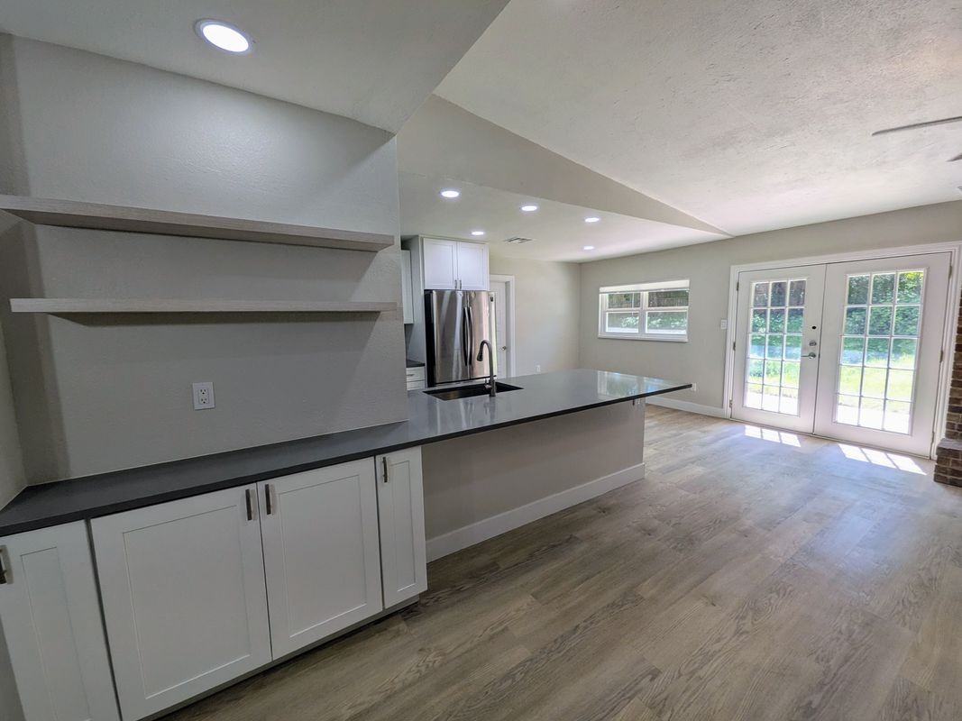 9705 Marlborough Dr - Photo 6 of 23