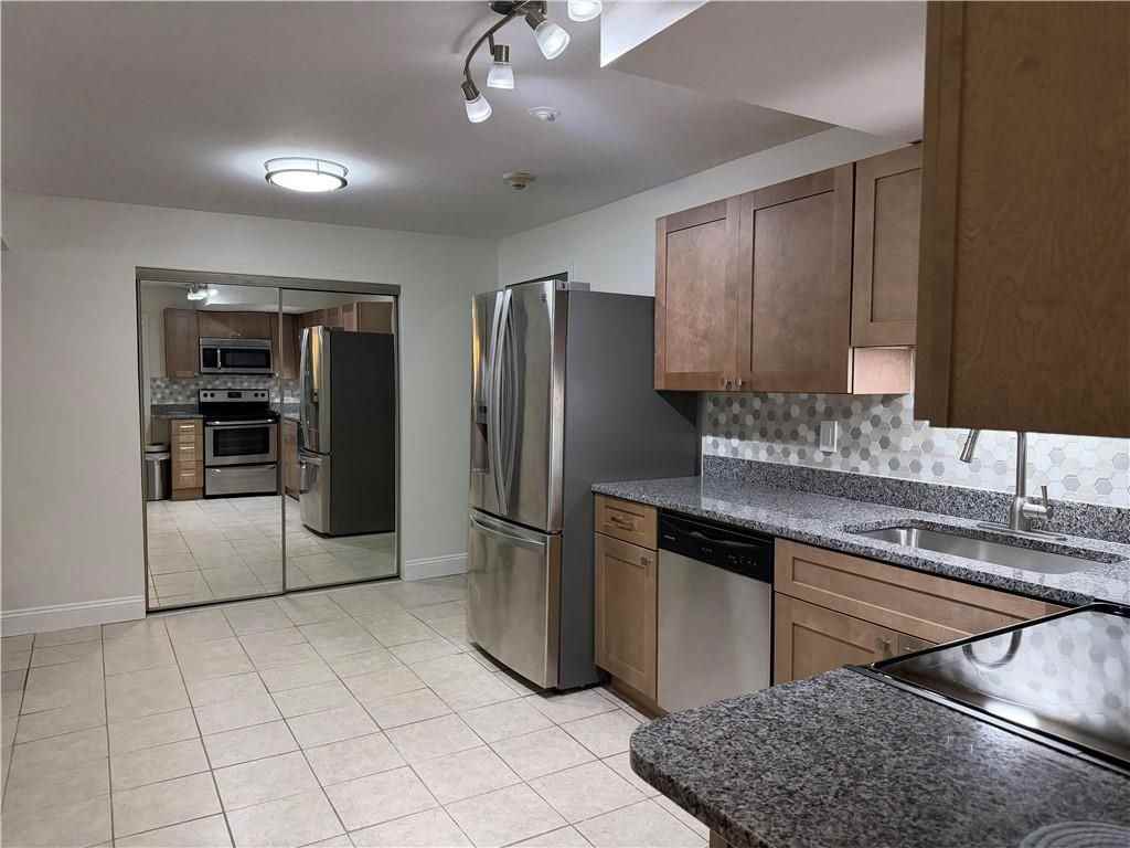 1190 Charles St ##6 - Photo 3 of 14
