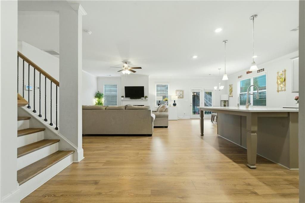 196 Treeline Trl - Photo 7 of 22