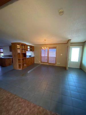 81 Roots Rd - Photo 5 of 32