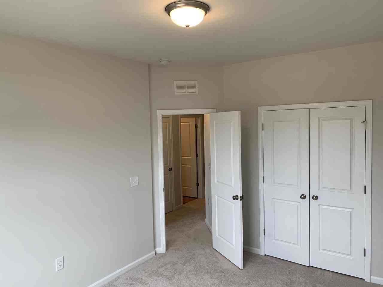 6193 Beale Loop #1 - Photo 5 of 8