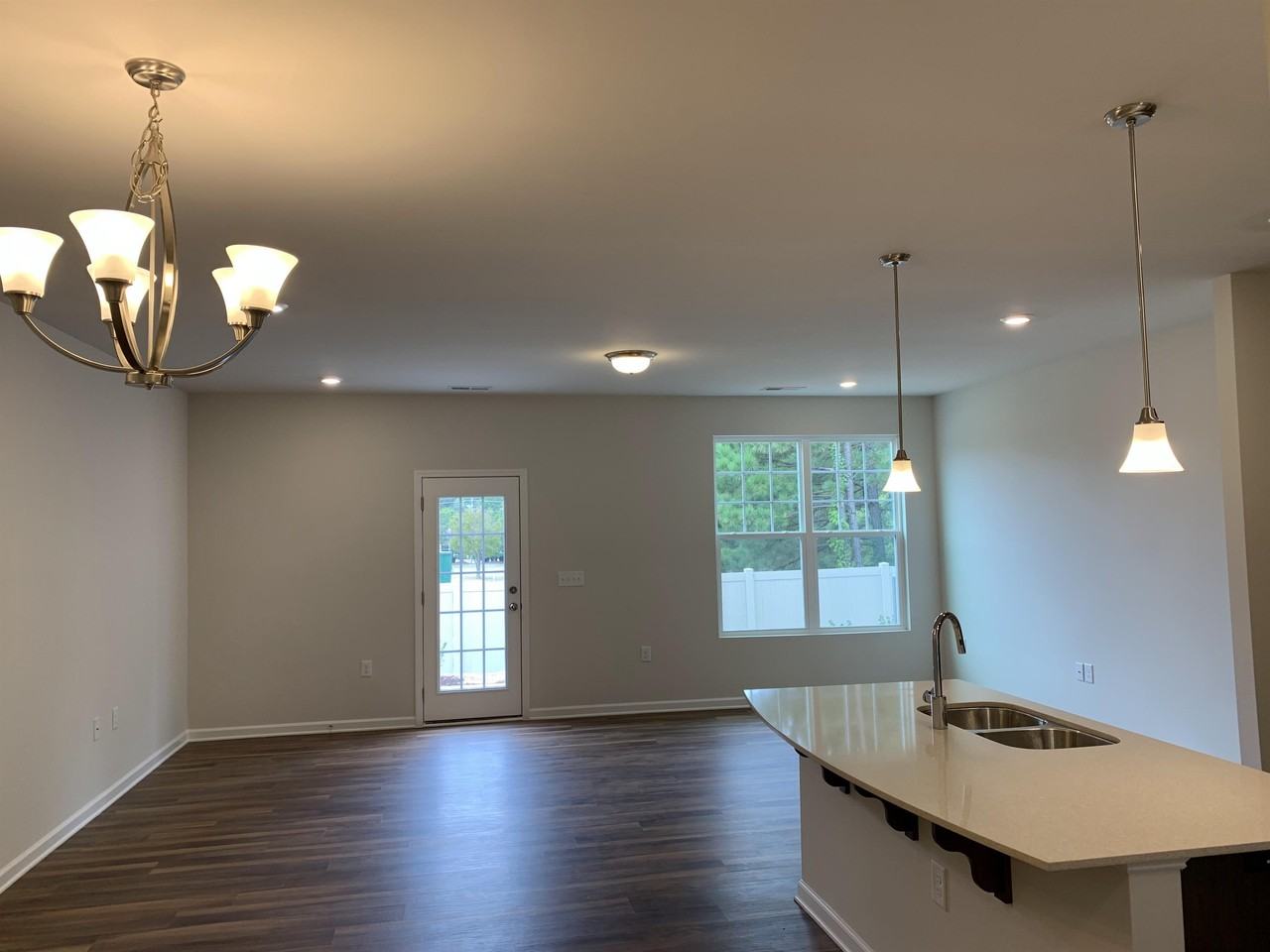 6193 Beale Loop #1 - Photo 4 of 8