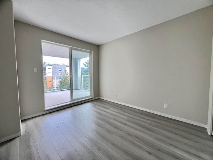 3142 St. Johns St - Photo 5 of 16