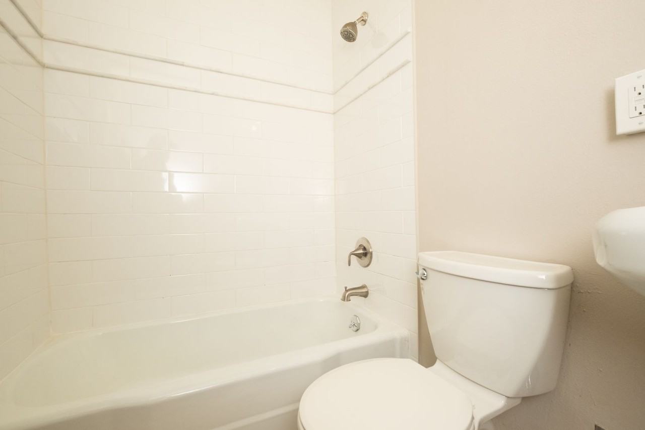 Beverly Alder Apartments - Photo 5 of 25