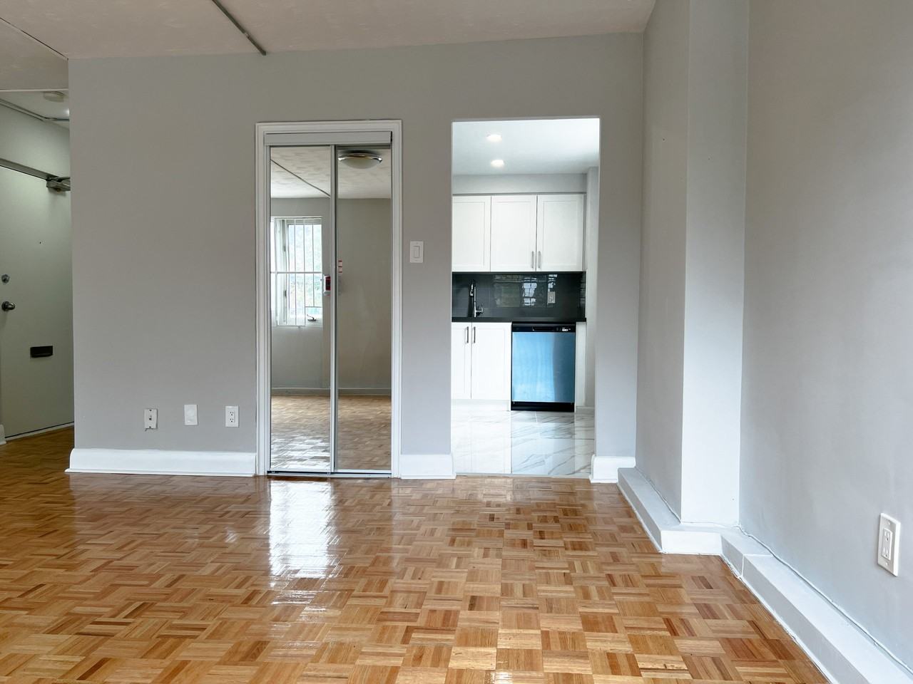 75 Spencer Avenue - Photo 7 of 10