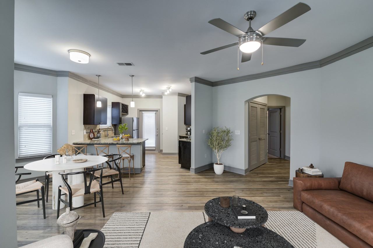 Adara Overland Park - Photo 7 of 50
