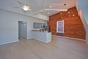 featured image of 2228 Kemper Ln #3