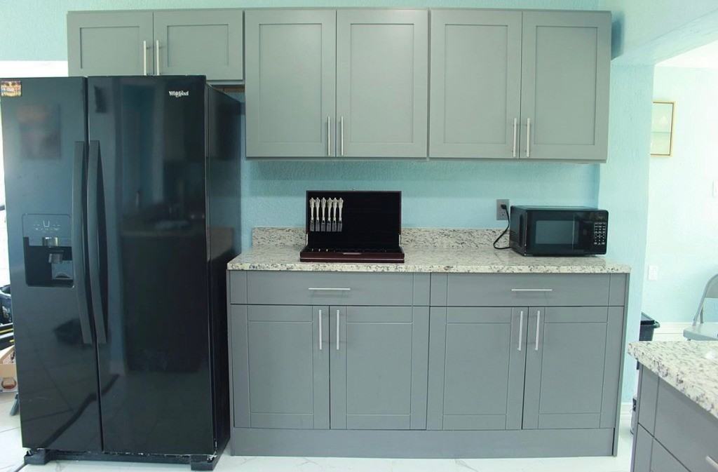 156 Myakka Dr - Photo 2 of 20