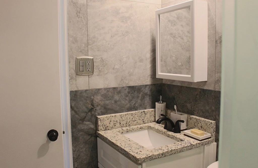 156 Myakka Dr - Photo 5 of 20