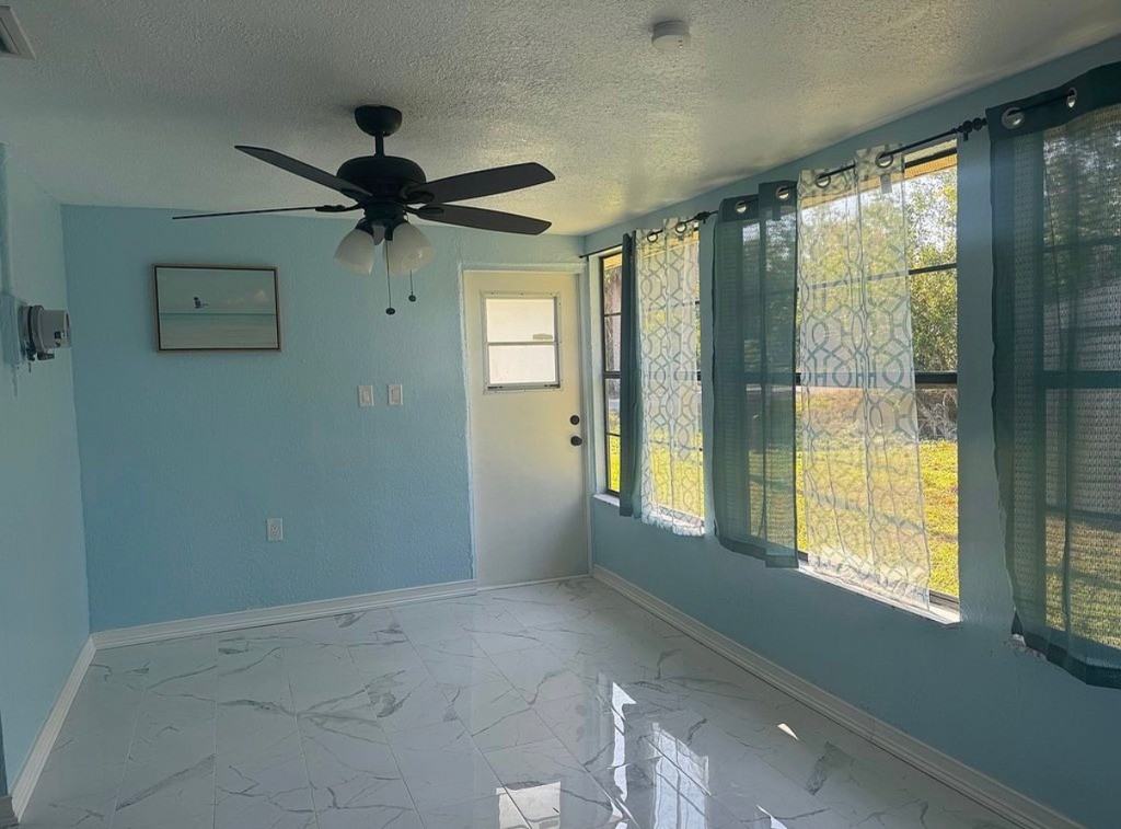156 Myakka Dr - Photo 6 of 20