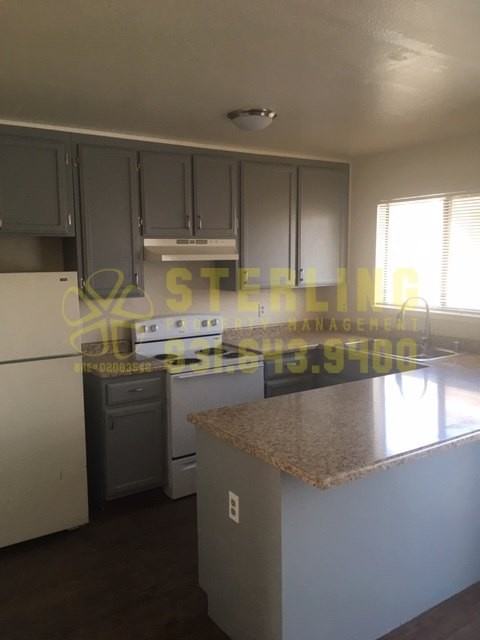 1092 Clementina Street - Seaside - Photo 3 of 10